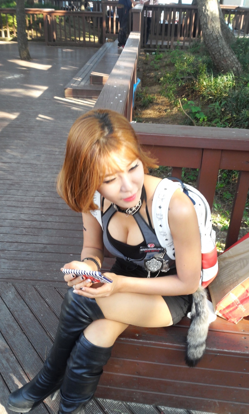 韩国顶级Showgirl许允美 釜山坦克世界 1